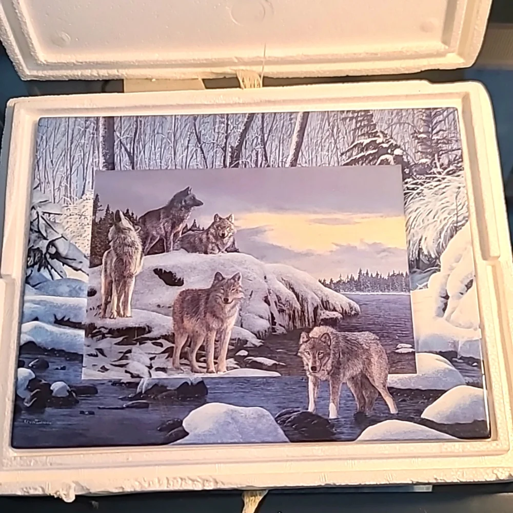 Vintage Porcelain Wolves Wall Decor Plate The Bradford Exchange